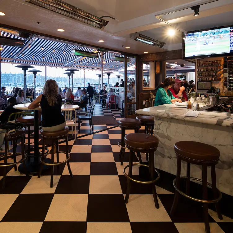 Salito's Crab House & Prime Rib Gallery