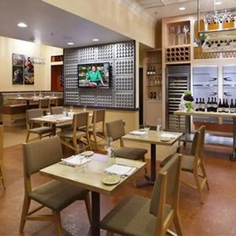The Pantry Restaurant - The Verve-Crowne Plaza Gallery