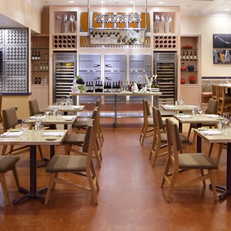 The Pantry Restaurant - The Verve-Crowne Plaza Gallery