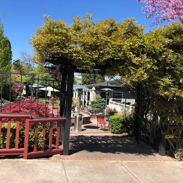 Peerless Restaurant & Bar Gallery