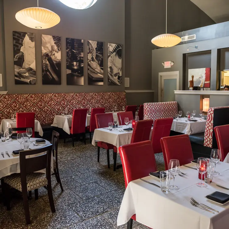 Breakwater Restaurant & Bar - Beaufort Gallery