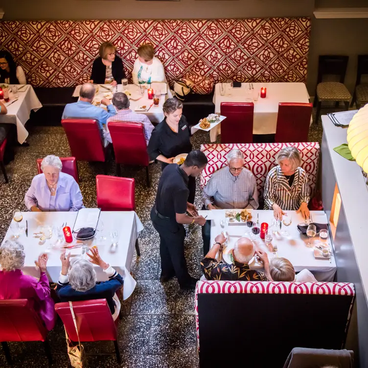Breakwater Restaurant & Bar - Beaufort Gallery