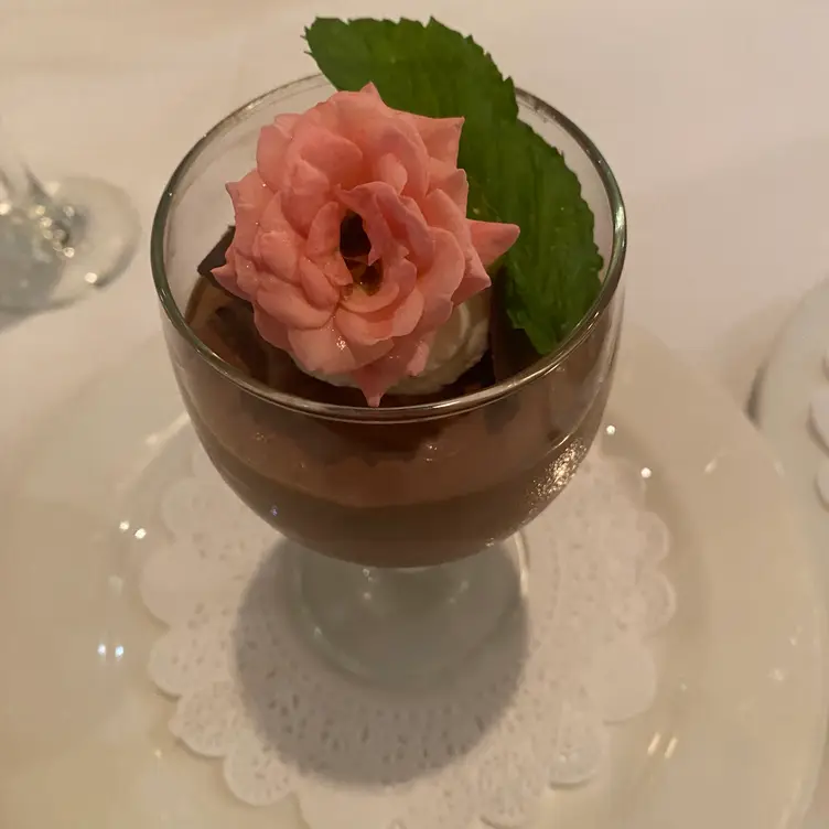 Cadot Restaurant Gallery