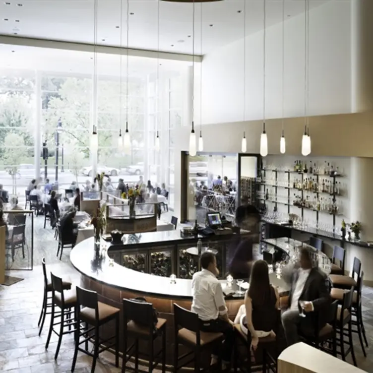 L'Etoile Restaurant Gallery